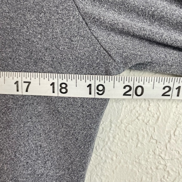 Peloton‎ Hoodie - Picture 5 of 6